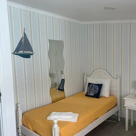 Flipflops Апартаменты *